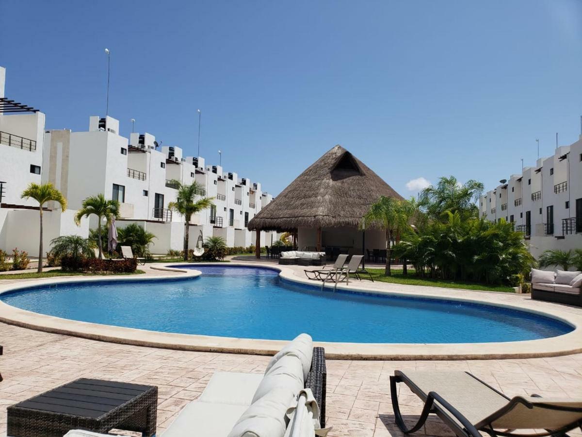Villa Ana Lucia. Playa del Carmen Esterno foto